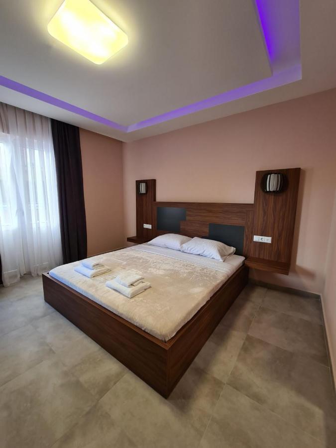 Hotel Centrum Kosovska Mitrovica Luaran gambar